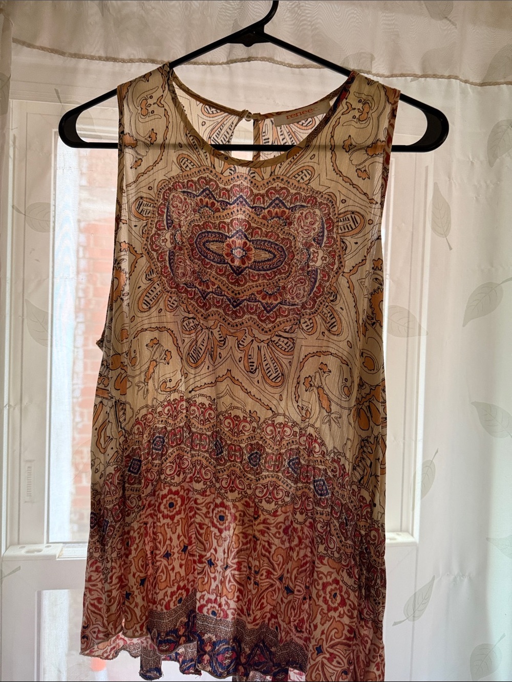 Renee c. Lightweight Boho Print Sleeveless Top - Beige Multi women’s size M